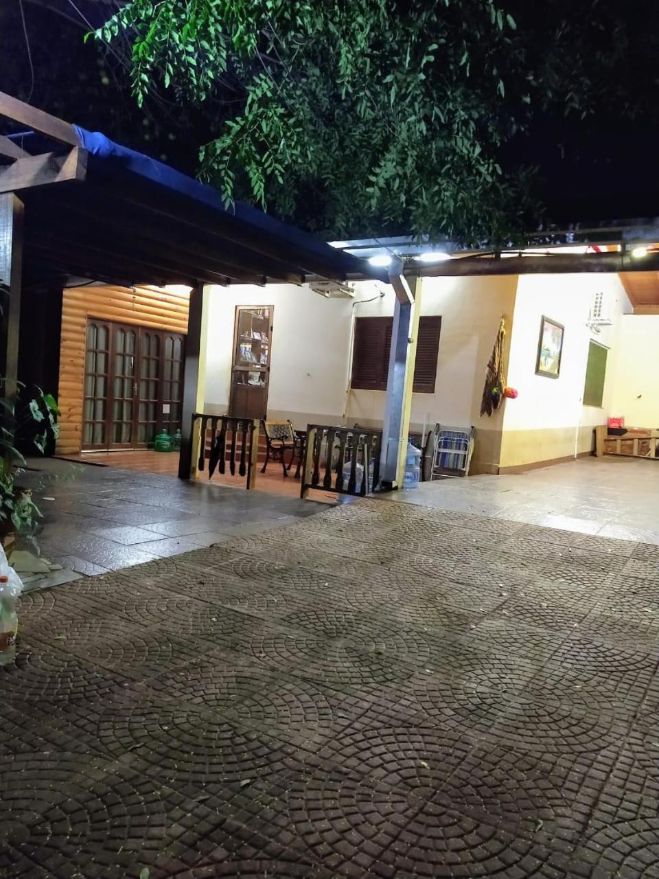 Alojamiento En Cataratas Daniel Oviedo Puerto Iguazu Exterior photo